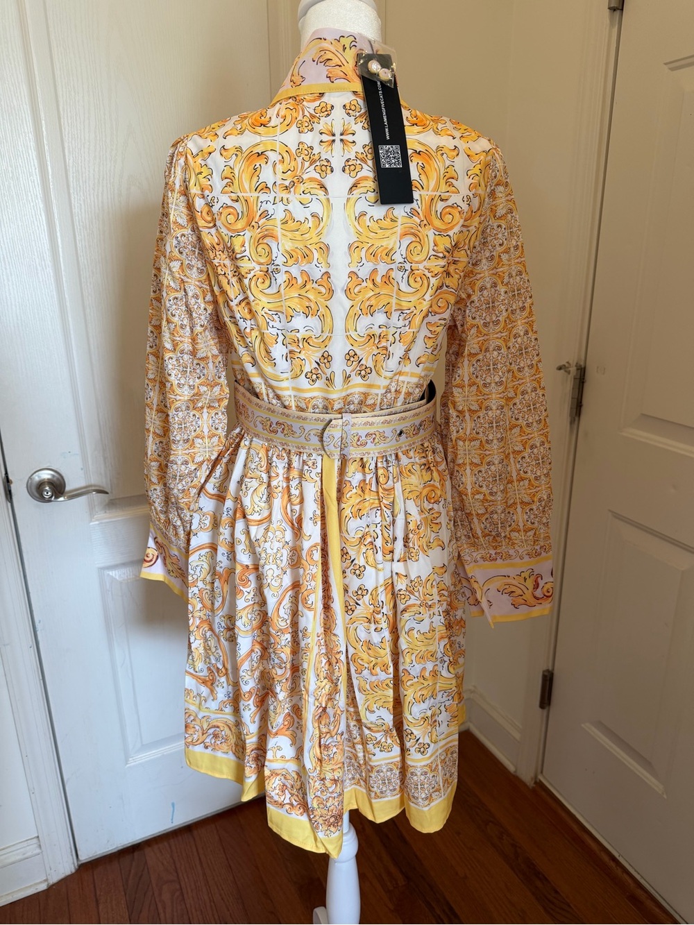 NWT Women’s Yellow Printed Belted Fit-and-Flare Dress size S - Picture 2 of 9
